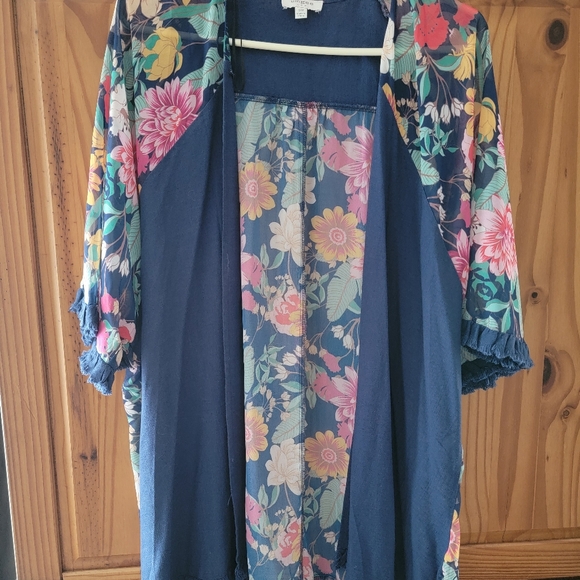 Kimono - Picture 2 of 5